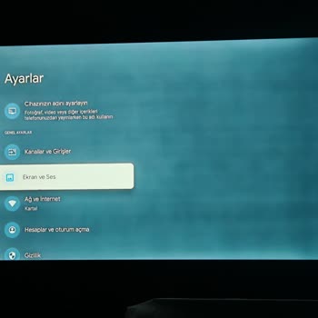 Sıfır Alınan TCL TV Ekranında İzler Var, Müşteri Hizmetleri İlgisiz Kaldı