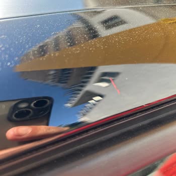 Sıfır Alınan Opel Corsa'da Boya Ve Multimedya Sorunları, Çözüm Sunulmuyor