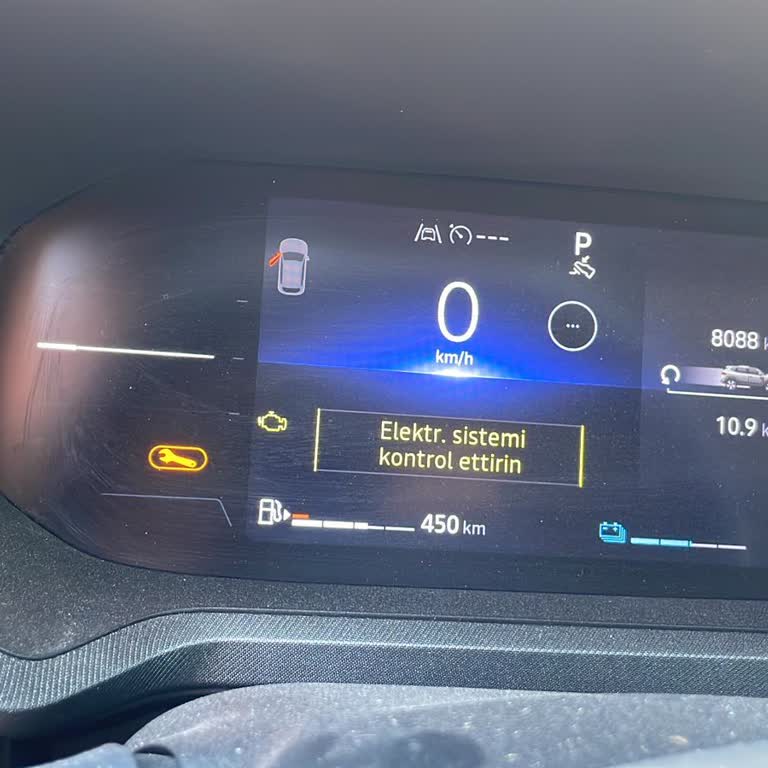 3,5 Aydır Süren Elektrik Arızası Nedeniyle Aracımı Kullanamıyorum, Çözüm Bekliyorum