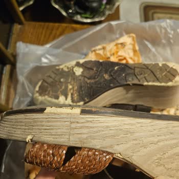 Kısa Sürede Deforme Olan Sandalet İçin Tamir Veya Değişim Talebi