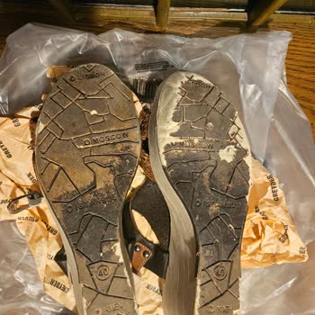 Kısa Sürede Deforme Olan Sandalet İçin Tamir Veya Değişim Talebi