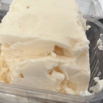 Cebeci Beyaz Peynirde Şeffaf Ve Jelatinimsi Yabancı Madde Şoku