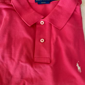 Aldığım Polo Yaka Kıyafetin Düğmesi Çatlak Çıktı, Değişim Talebim Yanıtsız Kaldı