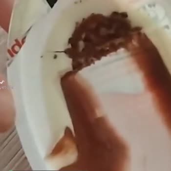 Kinder Çikolatasından Kıl Çıktı