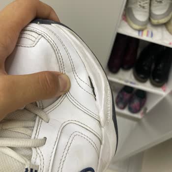 Kısa Sürede Tabanı Ayrılan Nike Ayakkabı Hayal Kırıklığı