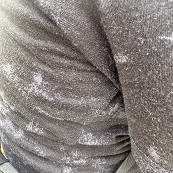 Under Armour T Shirt nach wenigen Monaten stark abgenutzt keine Hilfe erhalten