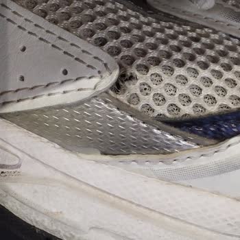 Garanti Kapsamındaki Ayakkabının File Açılması Sorunu Ve Değişim Reddi