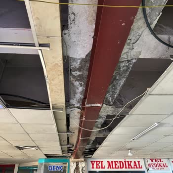 Diyarbakır Büyükşehir Belediyesi Selahaddin Eyyubi Yeraltı Çarşısı'ndaki Bakımsızlık Ve İlgisizlik!