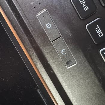 Monster Tulpar T5'te Kronik Menteşe Sorunu İçin Ücretsiz Tamir Talebi