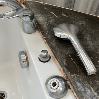 ETS Tur'dan Kiralanan Villada Kötü Koşullar Ve Çözüm Eksikliği Nedeniyle Mağduriyet