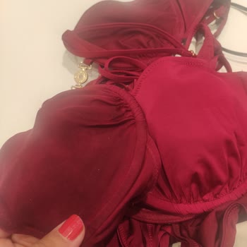 Kısa Sürede Renk Değiştiren Garantili Bikini İçin Değişim Talebi Ve Mağaza İlgisizliği