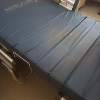 Muş Devlet Hastanesi Kadın Doğum Servisinde Ciddi Hijyen Sorunu Ve Temizlik Eksikliği