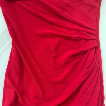 Yeni Aldığım Elbisenin Rengi Kıyafetlerime Ve Çevreme Bulaştı Çözüm Alamadım