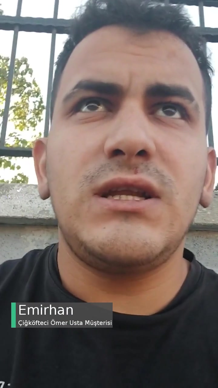 Çiğköfteci Ömer Usta Haksızlık, Hakaret, Üste Çıkmak... videonun kapak resmi