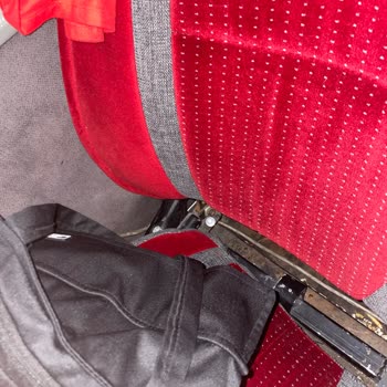 Hayatımın En Kötü Otobüs Yolculuğu: Kırık Koltuk, Kötü Koku, İlgisiz Personel