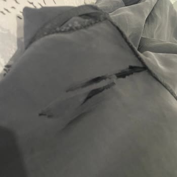 Aldığım Ürün Kısa Sürede İki Kez Yırtıldı, İade Talebim Reddedildi