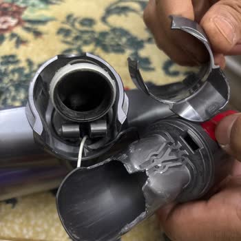 Dyson V10 Süpürge Başlık Ve Sap Arızası İçin Parça Talebi