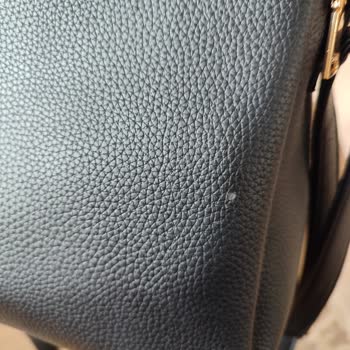 Garanti Süresi Dolmadan Çantamda Deri Dökülmesi Ve İlgisiz Müşteri Hizmeti