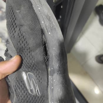 Kısa Sürede Deforme Olan Skechers Ayakkabı Ve Ulaşılamayan Müşteri Hizmetleri
