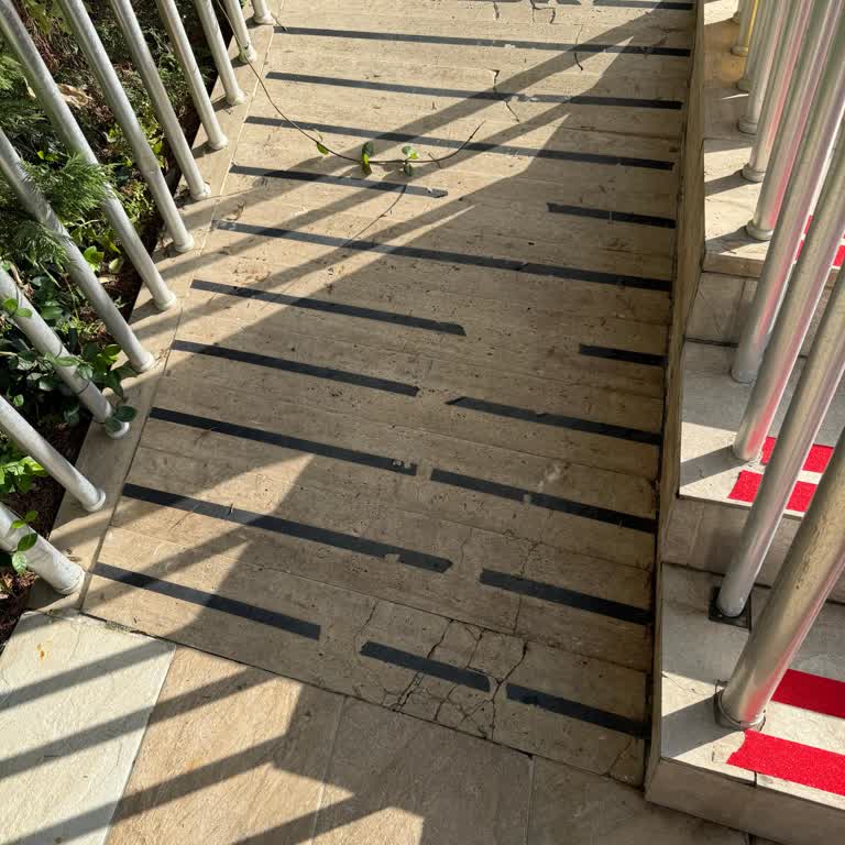 Otelin İhmali Sonucu Havuzda Kaza Ve İlgisizlik