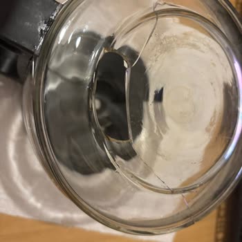 Sinbo Kahve Makinesi Sürekli Su Kaçırıyor Ve Demlik Patlıyor Çözüm Yok