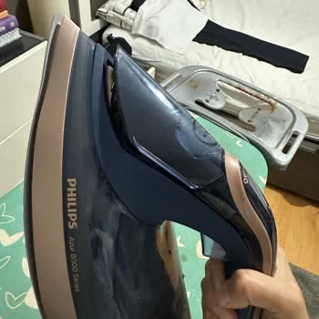 Dört Kullanımda Su Haznesi Kırılan Ütü Hayal Kırıklığı Yarattı