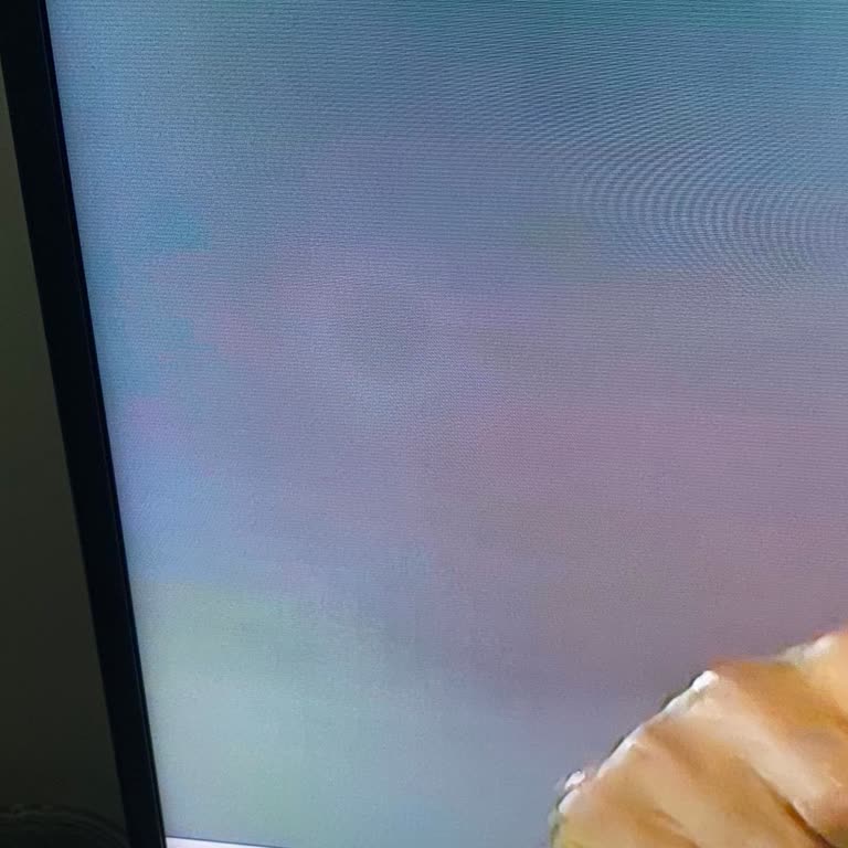 Samsung TV Ekranında Oluşan İz Görüntü Keyfimi Bozdu