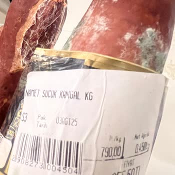 Aldığım Sucukta Kötü Koku Ve Küflenme Sorunu, İade Talebim Var