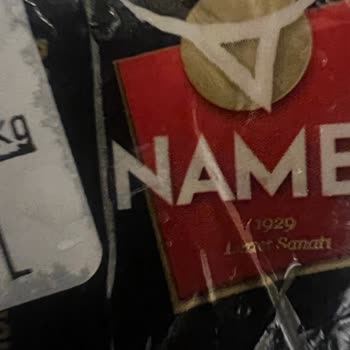 Küflü Ve Kötü Kokulu Sucuk Satışı: Sağlığımız Tehlikede