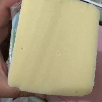 Sütaş Kaşar Peynirde Son Kullanma Tarihi Geçmemiş Üründe Küf Sorunu