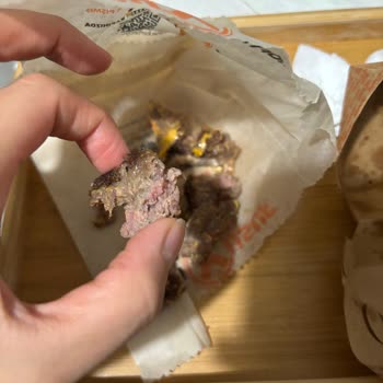 Geç Teslimat Ve Pişmemiş Ürün Nedeniyle Mağduriyet