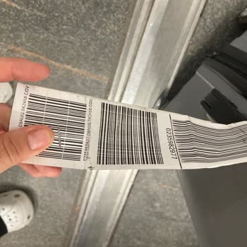 Uçuş Sonrası Valizimde Oluşan Hasar İçin Çözüm Alamadım