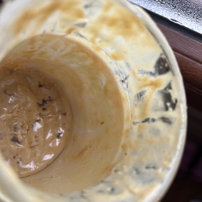Tahin İçinde Çıkan Kahverengi Parçaların Nedeni Nedir