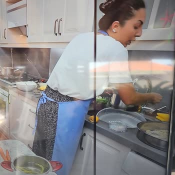 Toshiba TV'de Garanti Süresinde Oluşan Çizgiye Sıvı Teması Gerekçesiyle Servisten Ret