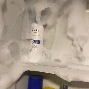 Dove Duş Köpüğünü Kendiliğinden Patladı