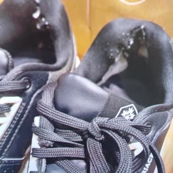 Lumberjack Ayakkabımın Altı 4 Ayda Eridi, Tüketici Hatası Denildi