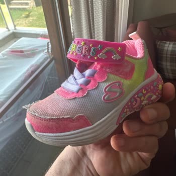 İki Kez Giyilen Çocuk Ayakkabısında Deri Soyulması Ve İade Sorunu