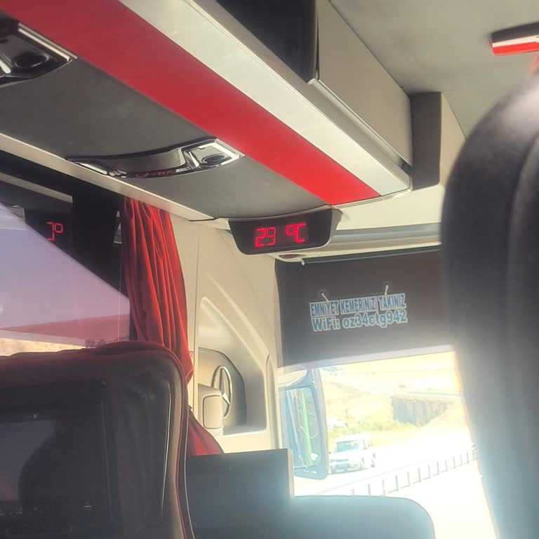 Öz Erciş Seyahat'te Klimasız Yolculuk, Kaba Personel Ve Gecikme Mağduriyeti