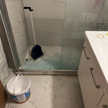 Duşakabin Kazası Sonrası İlgisiz Otel Yönetimi Mağduriyetimi Artırdı