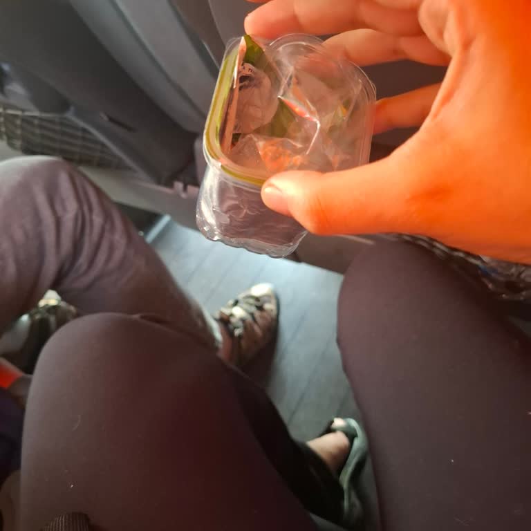 Çocuklu Yolculukta İlgisizlik Ve Yanlış Koltuk Uygulaması Moralimi Bozdu