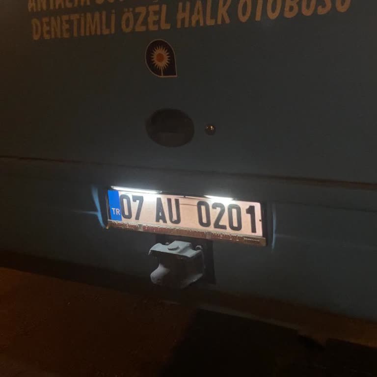Otobüs Şoföründen Hakaret Ve Saygısız Davranış