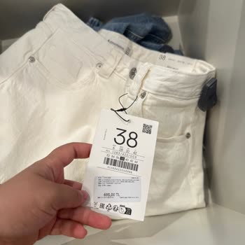 Etiket Fiyatı Mağazada Geçersiz Sayıldı, Kaba Davranışla Karşılaştım