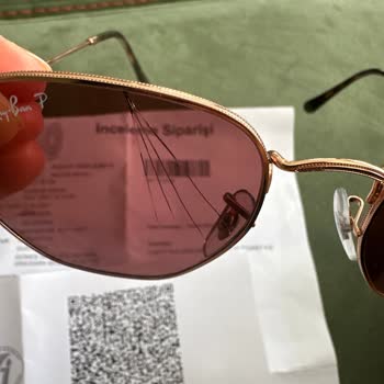Garanti Kapsamında Rayban Gözlükte Oluşan Cam Çatlağına Çözüm Bulunmuyor