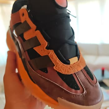 Adidas Niteball Yerine Sahte Ve Kalitesiz Ayakkabı Gönderildi, Mağduriyet Yaşadım