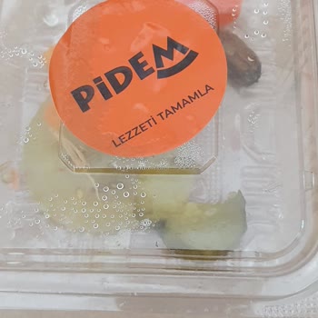 Siparişim Soğuk Ve Eksik Geldi, Turşudan Odun Parçası Çıktı