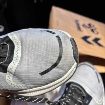 Bir Haftada Açılan Ayakkabı Ve Yetersiz Müşteri Hizmeti Hayal Kırıklığı