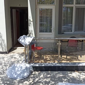 Eynal Kaplıcaları Rezervasyon Sonrası Aynı Sorunlu Oda Ve İlgisiz Hizmet Nedeniyle Mağduriyet