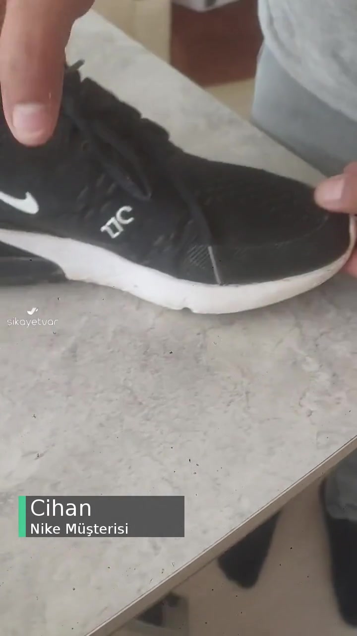 Nike Air Ayakkabının Air Tabanı Söndü! videonun kapak resmi