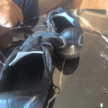 FLO'dan Aldığım Puma Ayakkabı Kısa Sürede Yırtıldı, Garanti Reddiyle Mağdur Oldum