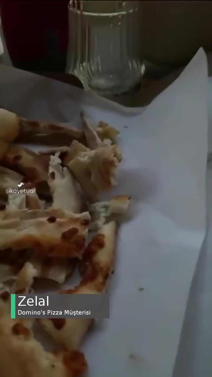 Domino's Pizza Taş Gibi İçi Bomboş videonun kapak resmi